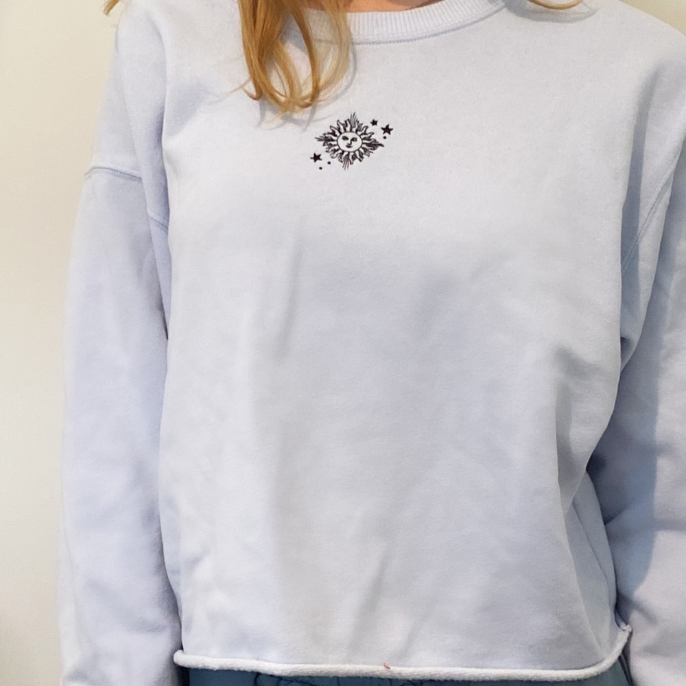 Hollister Cropped sweatshirt Medium